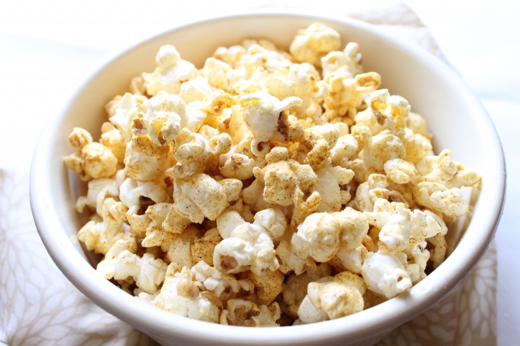 Healthy Dorito Flavored Popcorn | Natural Chow | http://naturalchow.com