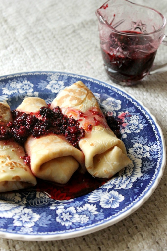 Cheese Blintzes with Homemade Blackberry Sauce | Natural Chow | http://naturalchow.com