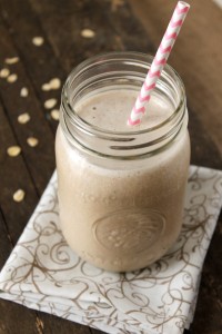 Skinny Banana Oatmeal Smoothie | Natural Chow | http://naturalchow.com