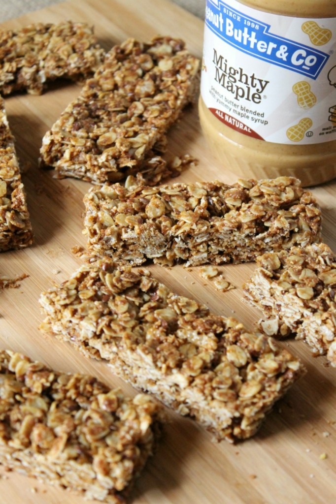 Maple Peanut Butter Granola Bars | Natural Chow | http://naturalchow.com