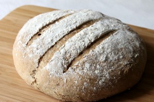 Homemade Whole Wheat Crusty Bread | Natural Chow | http://naturalchow.com