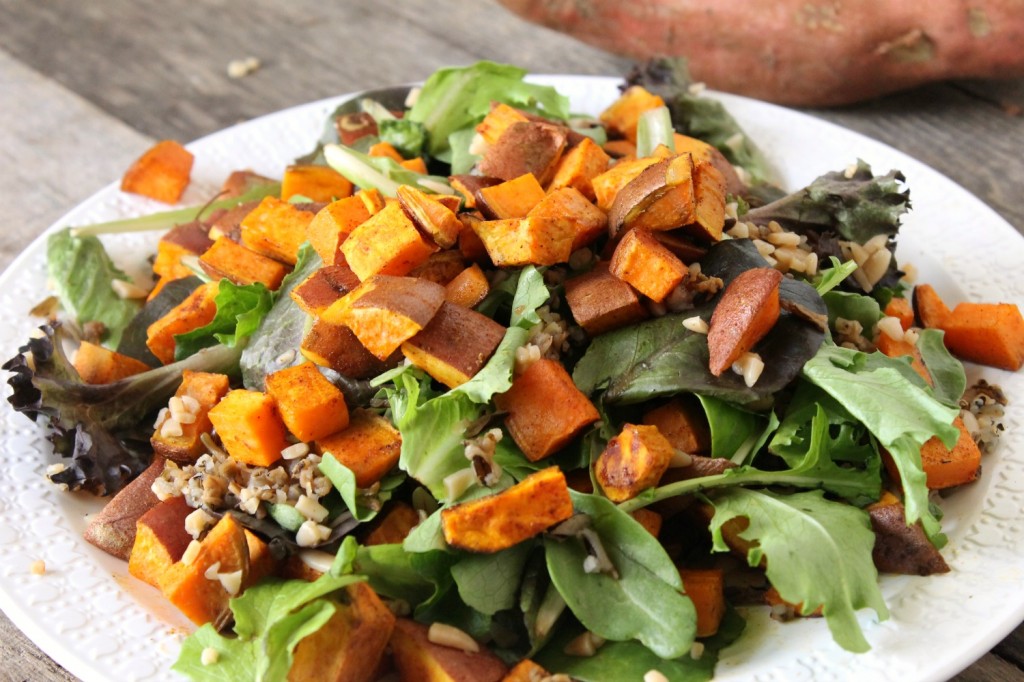 Roasted Sweet Potato, Wild Rice, and Arugula Salad | Natural Chow | http://naturalchow.com