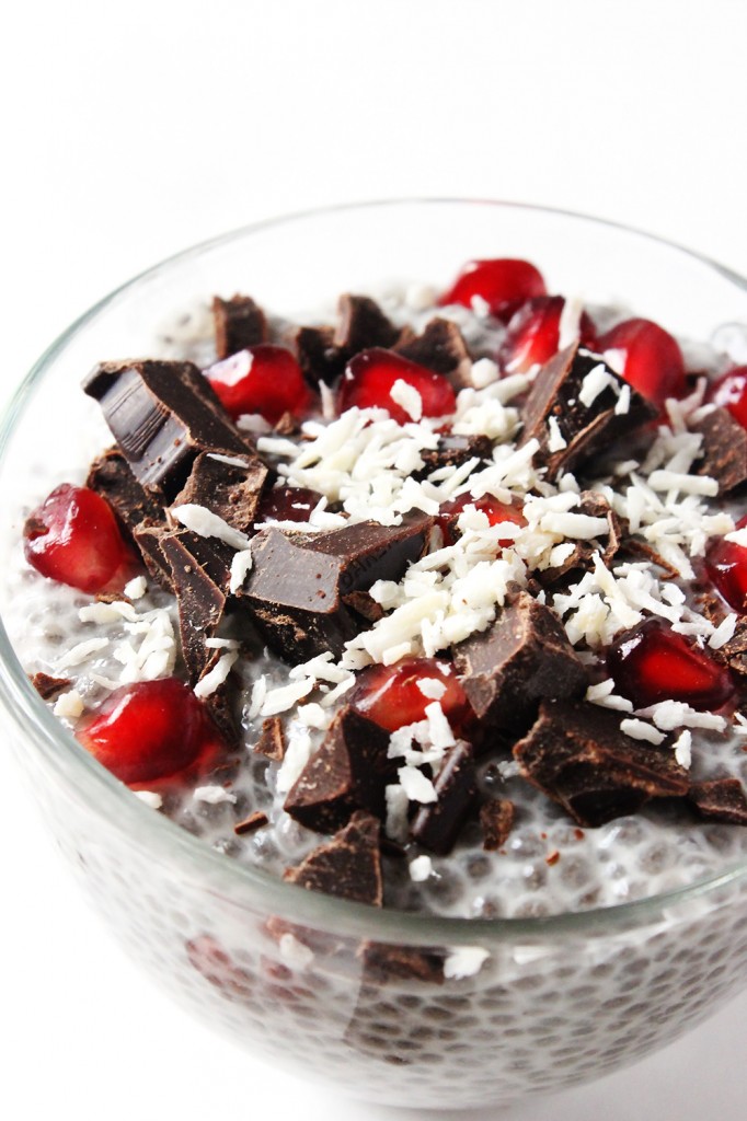 Coconut Pomegranate Chocolate Chia Seed Pudding | Natural Chow #superfood #healthy #recipe #coconut #chocolate via @margaretdarazs http://naturalchow.com