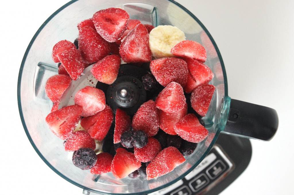 This beautiful, colorful, fruity triple berry coconut acai bowl is the perfect way to start your day! It's vegan, healthy, and it has freeze-dried acai powder in it, a superfood loaded with antioxidants and essential amino acids.