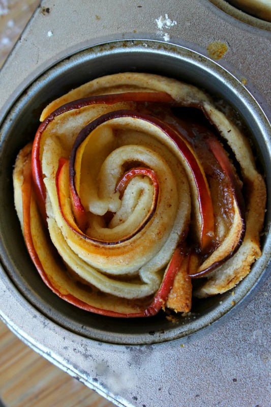 Cinnamon Apple Rose tart 11