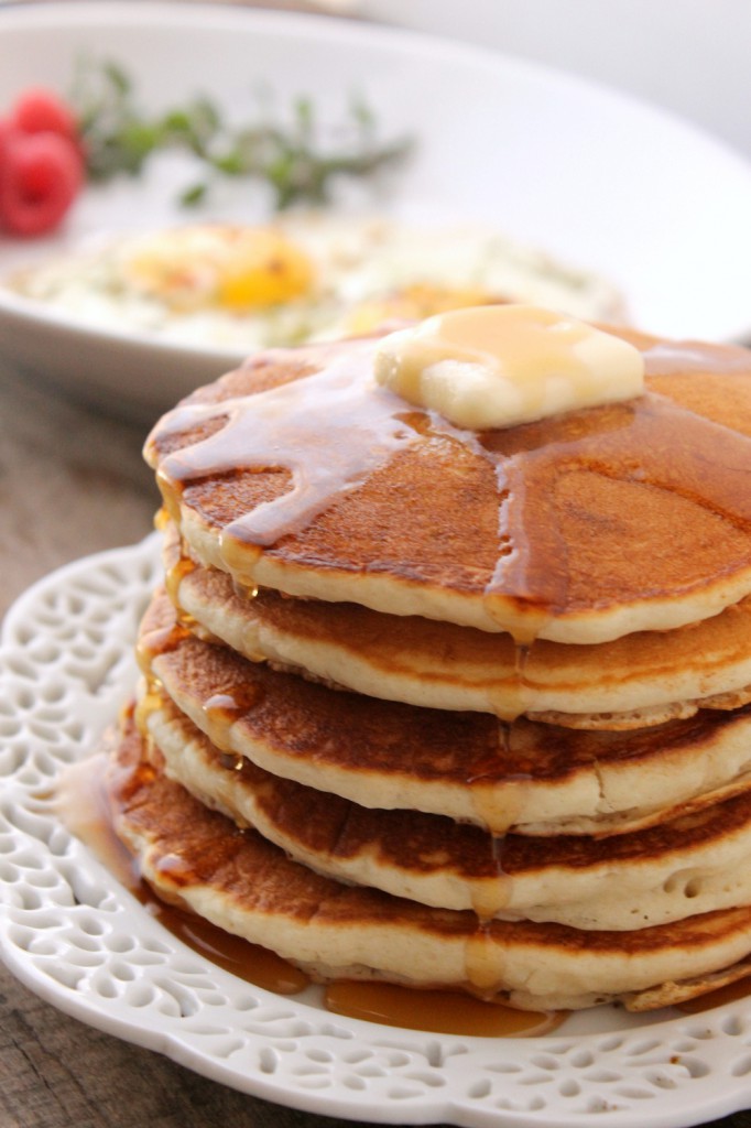 Making pancakes for one is not only incredibly simple, but it's also a great kitchen staple if you live by yourself, just want a small meal, or if don't want to spend forever making a large batch of pancakes.